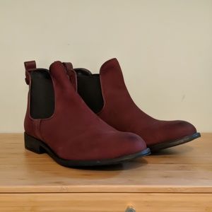 Steve Madden suede bootie